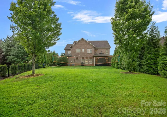 Photo 3 of Sale Pending at 8211 Caesars Head Dr, Waxhaw, NC 28173 | MLS# 4408223 | Listing updated on 2026-09-06