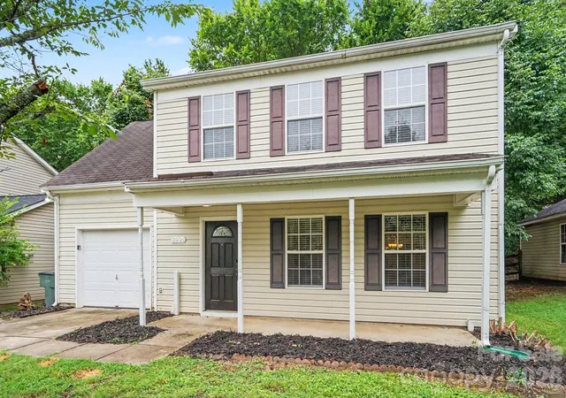 Photo 1 of Single family home for sale at 2994 Champion Ln Sw, Concord, NC 28025 | MLS# 4408234 | Listing updated on 2026-10-22