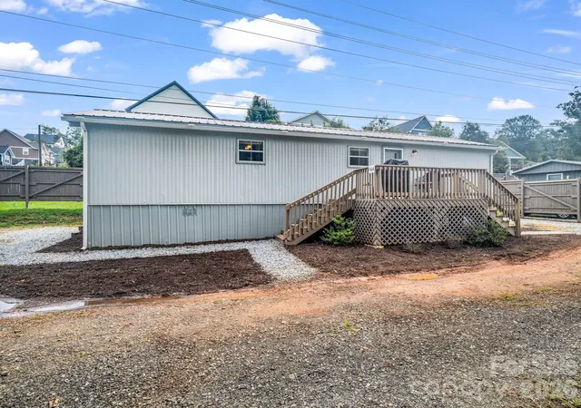 Photo 2 of Sale Pending at 144 Clayton Rd, Arden, NC 28704 | MLS# 4408237 | Listing updated on 2026-09-04