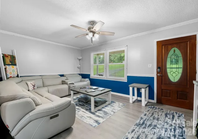 Photo 3 of Single family home for sale at 4690 Worth Pl, Granite Falls, NC 28630 | MLS# 4408249 | Listing updated on 2026-10-08