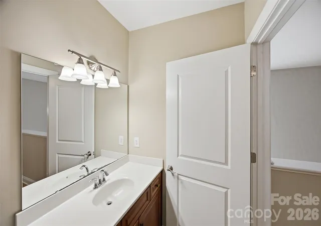2nd image of 301 E Tremont Ave, Charlotte, NC 28203