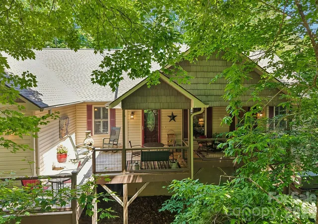 1st image of 25 Arnie Dr, Etowah, NC 28729 | MLS# 4408275