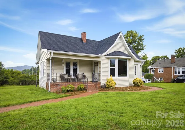 Photo 2 of Single family home for sale at 513 Bouchard Ave Ne, Valdese, NC 28690 | MLS# 4408279 | Listing updated on 2026-08-11