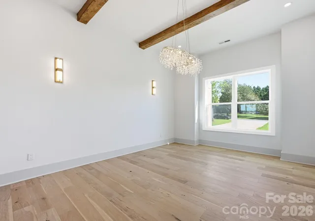 Photo 2 of Single family home for sale at 124 Clipper Ln, Mooresville, NC 28117 | MLS# 4408282 | Listing updated on 2026-09-23