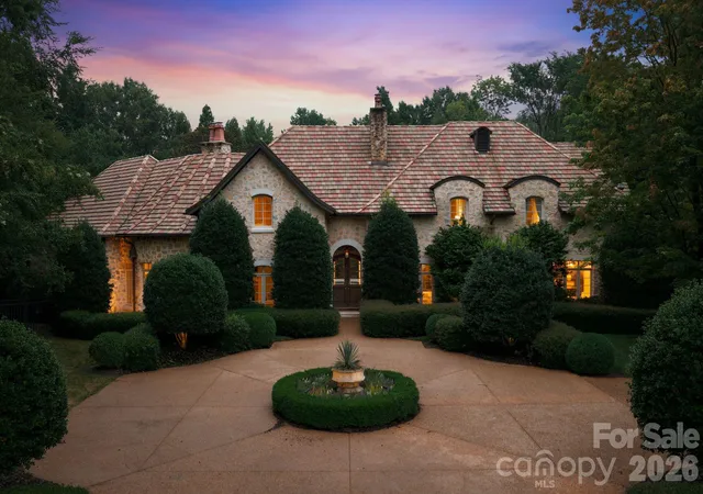 Photo 1 of Mansion for sale at 4231 Fox Brk Ln, Charlotte, NC 28211 | MLS# 4408283 | Listing updated on 2026-08-01