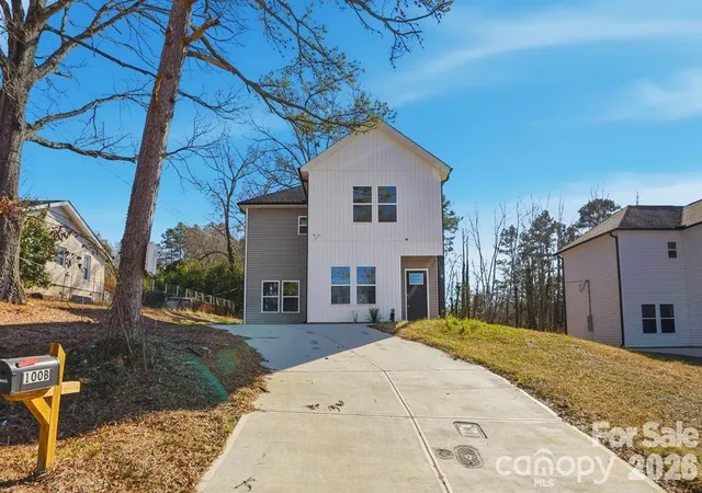 3rd image of 100 Boyette Dr #B, Albemarle, NC 28001 | MLS# 4408284