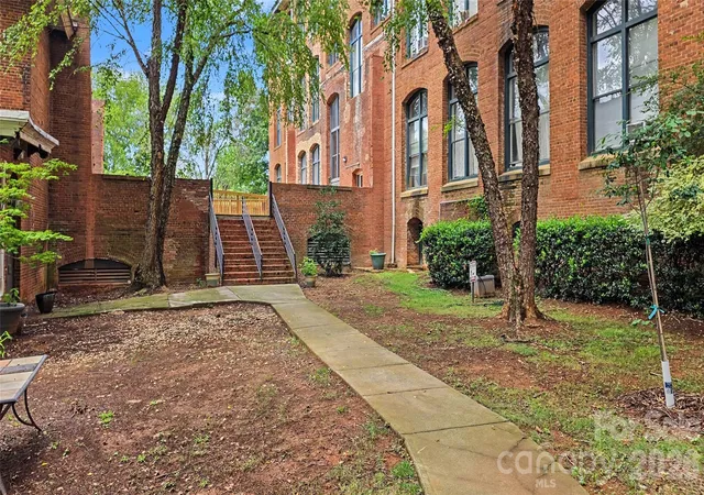 Photo 21 of Condo for sale at 201 S Hoskins Rd #316, Charlotte, NC 28208 | MLS# 4408288 | Listing updated on 2026-09-07