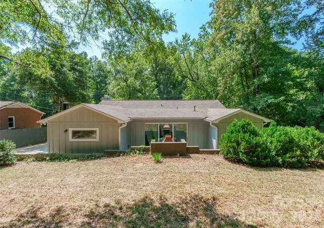 38th image of 2832 Forest Hills Cir, Rock Hill, SC 29732 | MLS# 4408294