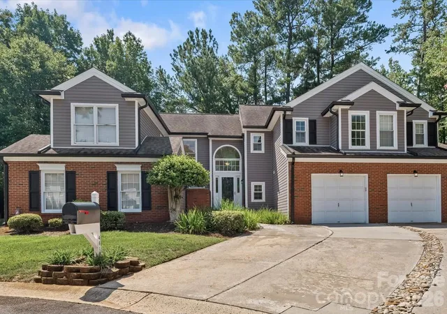 1st image of 4818 Whistling Oak Ct, Charlotte, NC 28269 | MLS# 4408304