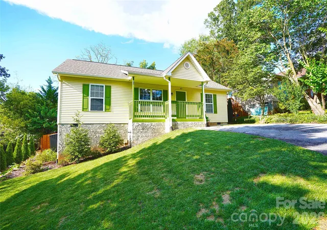 Photo 2 of Single family home for sale at 43 Moore Ave, Asheville, NC 28806 | MLS# 4408309 | Listing updated on 2026-09-26
