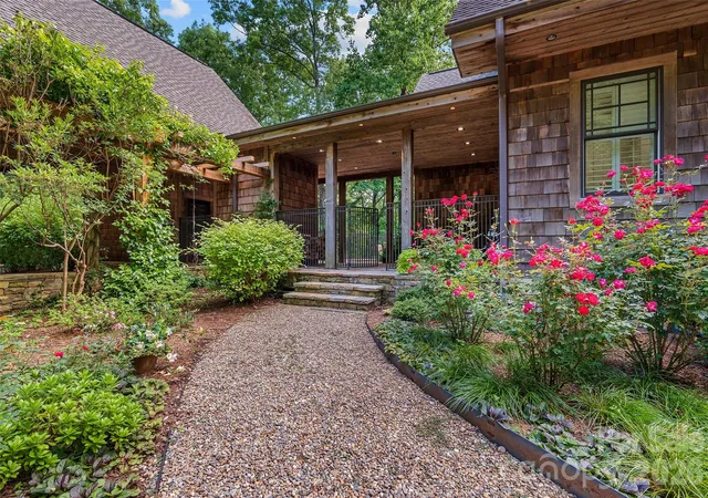 Photo 2 of Single family home for sale at 113 Birchbend, Cleveland, SC 29635 | MLS# 4408345 | Listing updated on 2026-07-29