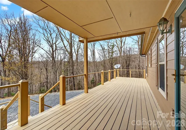 Photo 4 of Single family home for sale at 600 Sassafras Dr, Spruce Pine, NC 28777 | MLS# 4408347 | Listing updated on 2026-07-28