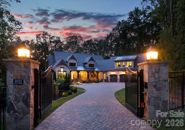 2nd image of 8921 Island Point Rd, Charlotte, NC 28278 | MLS# 4408365