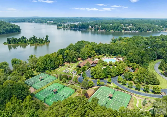 48th image of 8921 Island Point Rd, Charlotte, NC 28278 | MLS# 4408365