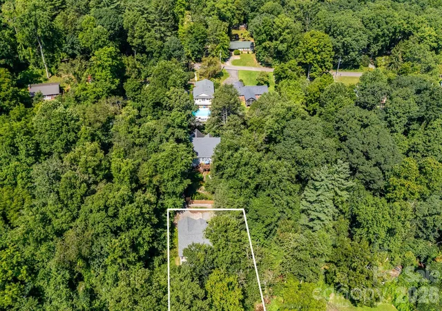 46th image of 28 Greenbriar Rd, Black Mountain, NC 28711 | MLS# 4408381