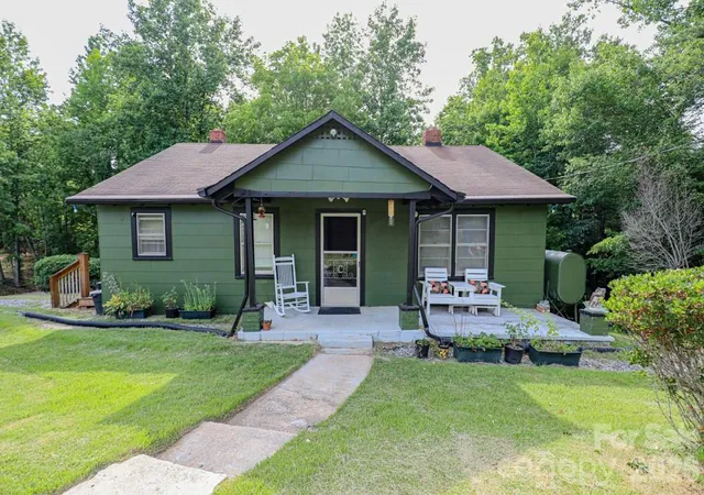 1st image of 1646 Silver St, Morganton, NC 28655 | MLS# 4408426