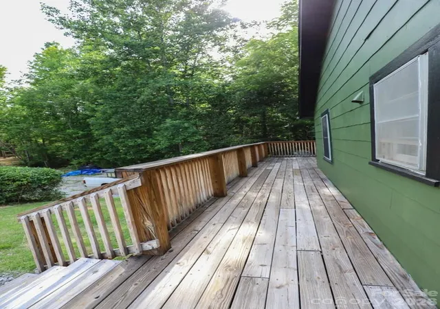 Photo 4 of Sale Pending at 1646 Silver St, Morganton, NC 28655 | MLS# 4408426 | Listing updated on 2026-08-18