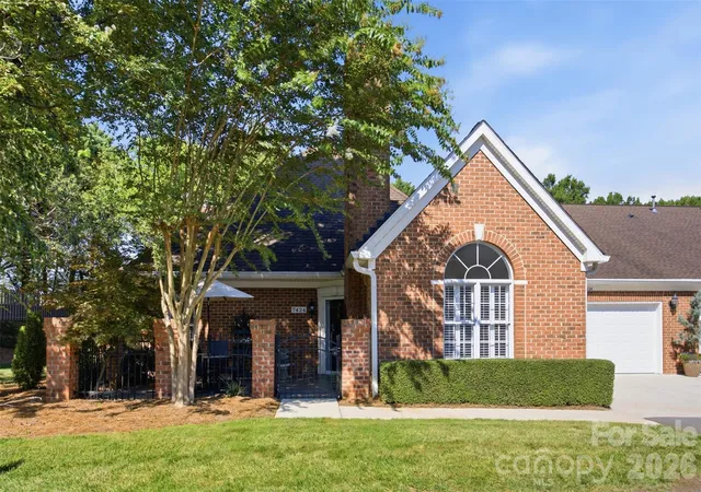 Photo 1 of Condo for sale at 7424 Hurstbourne Green Dr, Charlotte, NC 28277 | MLS# 4408440 | Listing updated on 2026-09-08