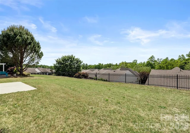 5th image of 16291 Raven Crest Dr, Fort Mill, SC 29707 | MLS# 4408447