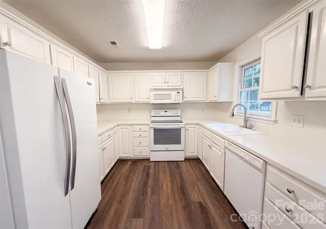 2nd image of 2017 Bristol Pkwy, Rock Hill, SC 29732 | MLS# 4408474