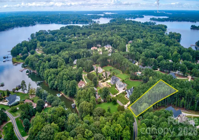 1st image of 372 Kenway Loop, Mooresville, NC 28117 | MLS# 4408480