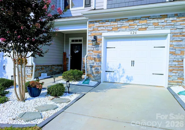 Photo 2 of Townhouse for sale at 626 Altamonte Dr, Clover, SC 29710 | MLS# 4408491 | Listing updated on 2026-08-31