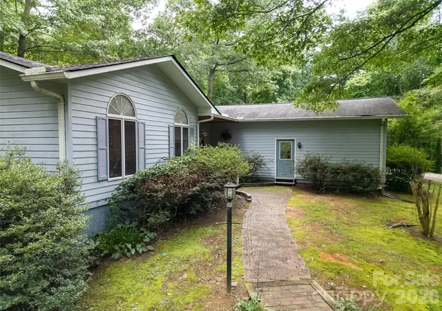 Photo 4 of Single family home for sale at 149 Tucked In Ln, Brevard, NC 28712 | MLS# 4408494 | Listing updated on 2026-08-04