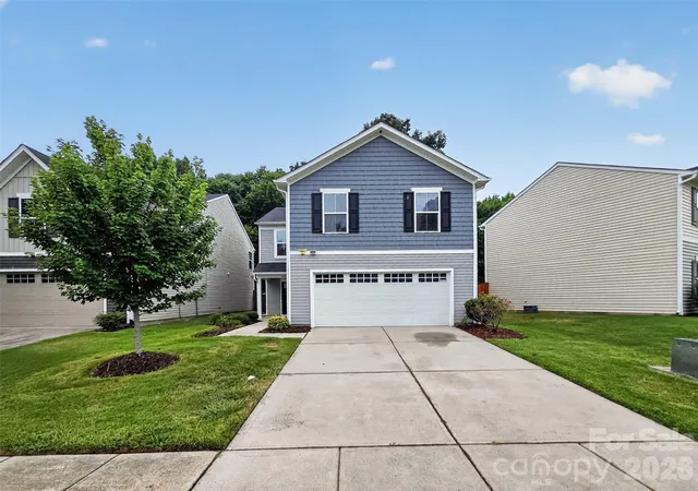 Photo 1 of Single family home for sale at 1648 Hooper Ct, Charlotte, NC 28212 | MLS# 4408501 | Listing updated on 2026-10-29