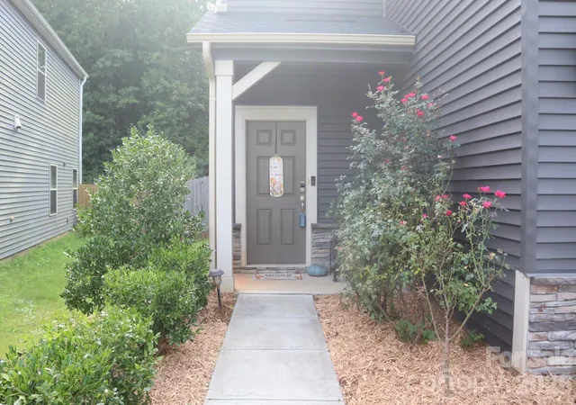 3rd image of 6116 Hailstone Rd, Charlotte, NC 28215 | MLS# 4408502