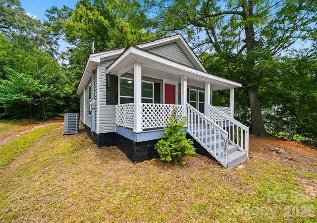 2nd image of 411 Orange St, Shelby, NC 28150 | MLS# 4408504