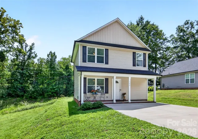 Photo 3 of Single family home for sale at 755 Bradley St Ne, Concord, NC 28025 | MLS# 4408513 | Listing updated on 2026-09-06