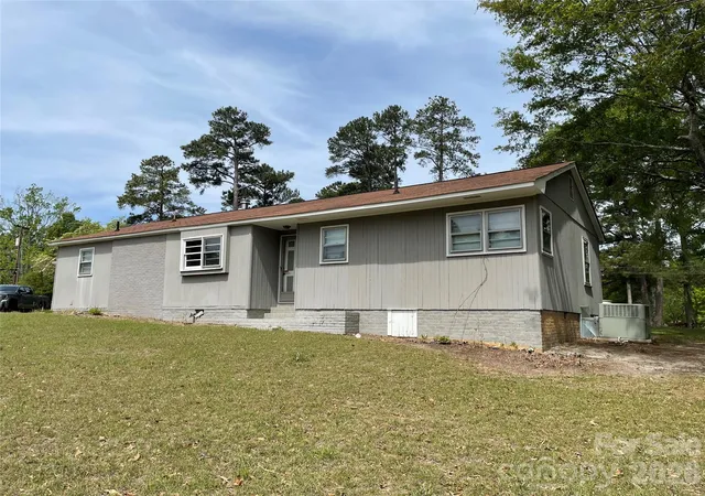 2nd image of 510 W Welsh St, Kershaw, SC 29067 | MLS# 4408530