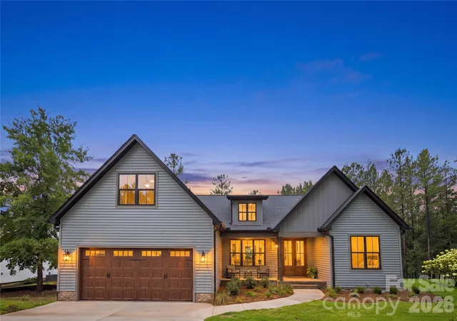 Photo 1 of Single family home for sale at 5014 Star Magnolia Ct, Clover, SC 29710 | MLS# 4408531 | Listing updated on 2026-09-03