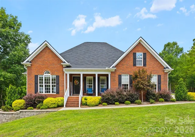 Photo 3 of Single family home for sale at 4215 Bonanza Trl, Lancaster, SC 29720 | MLS# 4408532 | Listing updated on 2026-09-25