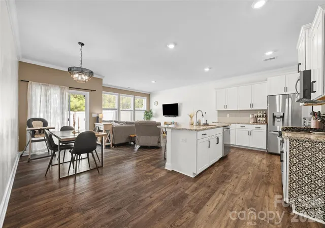 Photo 5 of Townhouse for sale at 616 Altamonte Dr, Clover, SC 29710 | MLS# 4408541 | Listing updated on 2026-09-03