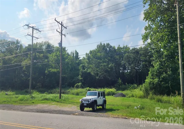 2nd image of 1564 Lawrence Gray Rd, Charlotte, NC 28262 | MLS# 4408564