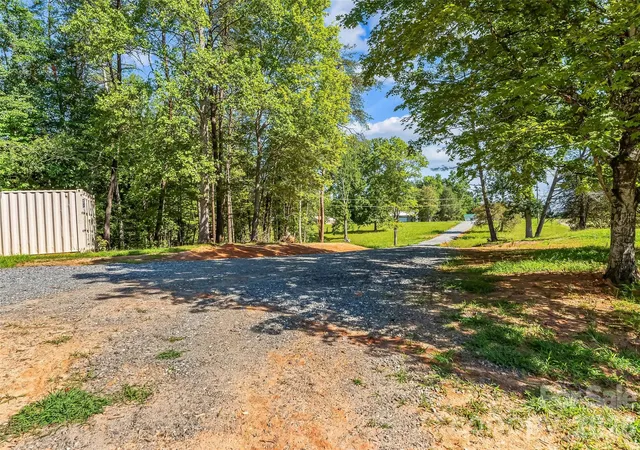 2nd image of 2815 Playmore Beach Rd, Morganton, NC 28655 | MLS# 4408590