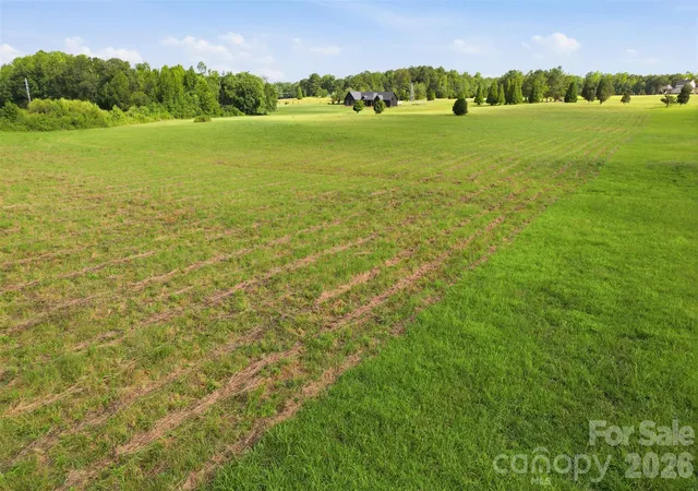 Photo 1 of Land for sale at 550 Bascule Ridge Ln, Campobello, SC 29322 | MLS# 4408602 | Listing updated on 2026-07-31