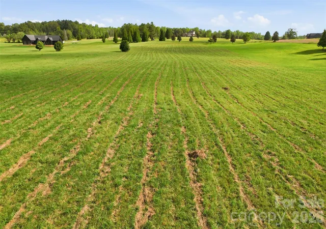 Photo 2 of Land for sale at 550 Bascule Ridge Ln, Campobello, SC 29322 | MLS# 4408602 | Listing updated on 2026-07-31