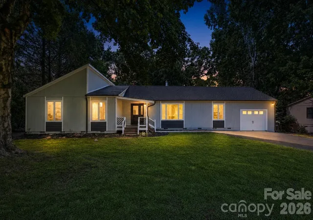 image of 9110 Raintree Ln, Charlotte, NC 28277 | MLS# 4408617