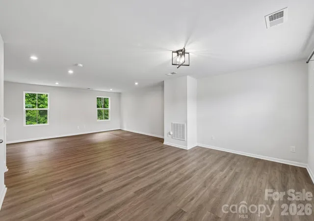 5th image of 6931 Ludell Ln, Charlotte, NC 28215 | MLS# 4408618