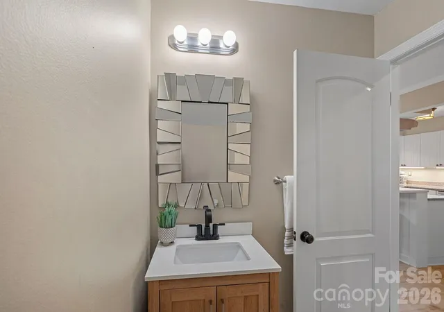 Photo 3 of Condo for sale at 3520 Colony Rd #I, Charlotte, NC 28211 | MLS# 4408626 | Listing updated on 2026-09-02