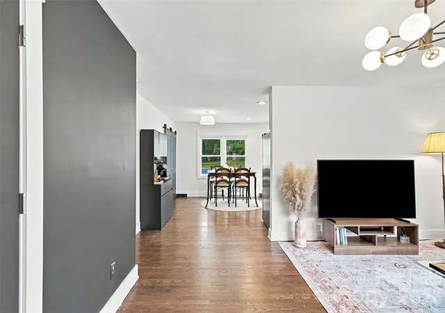 Photo 4 of Single family home for sale at 1700 Brookdale Ave, Charlotte, NC 28210 | MLS# 4408636 | Listing updated on 2026-09-25