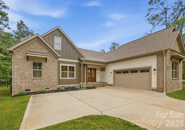 Photo 3 of Single family home for sale at 4527 Burrenfort Dr, Denver, NC 28037 | MLS# 4408642 | Listing updated on 2026-09-21