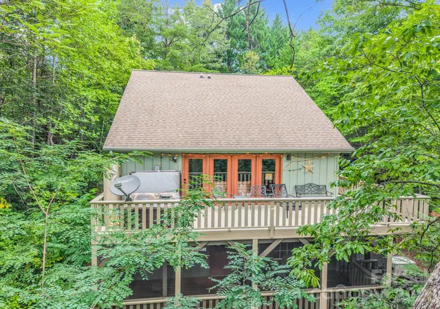 3rd image of 209 Dogwood Dr, Lake Lure, NC 28746 | MLS# 4408649