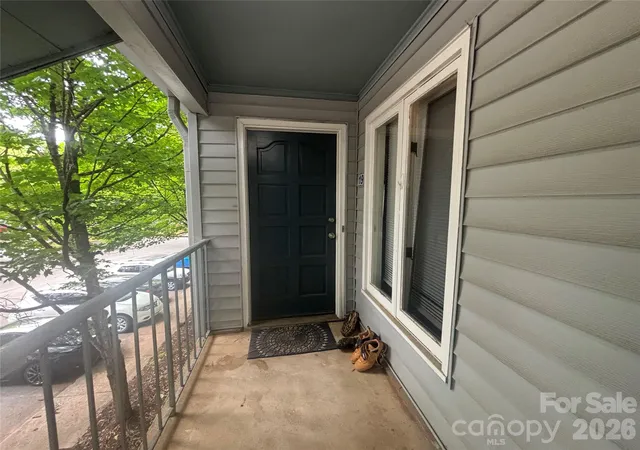 Photo 2 of Condo for sale at 1906 Meadowlark Ln #19, Charlotte, NC 28210 | MLS# 4408652 | Listing updated on 2026-07-29