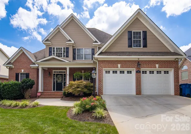 1st image of 1746 30th Avenue Dr Ne, Hickory, NC 28601 | MLS# 4408655