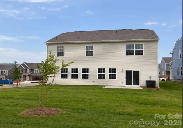 Photo 2 of Sale Pending at 2099 Morning Gold Dr, Maiden, NC 28650 | MLS# 4408686 | Listing updated on 2026-09-07