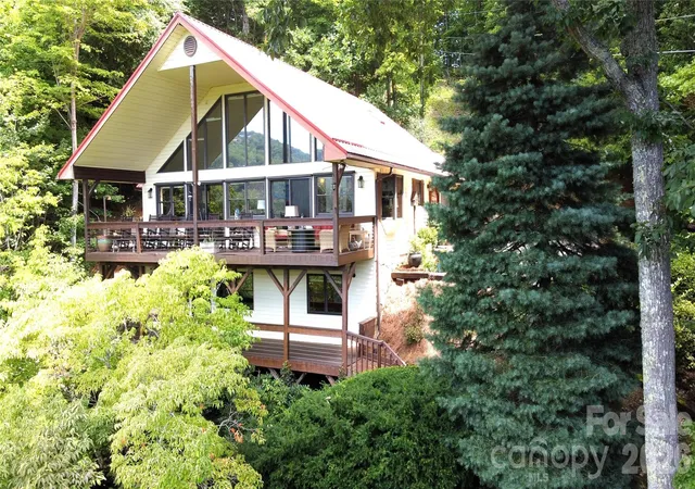 47th image of 509 Deer Creek Trl, Maggie Valley, NC 28751 | MLS# 4408706