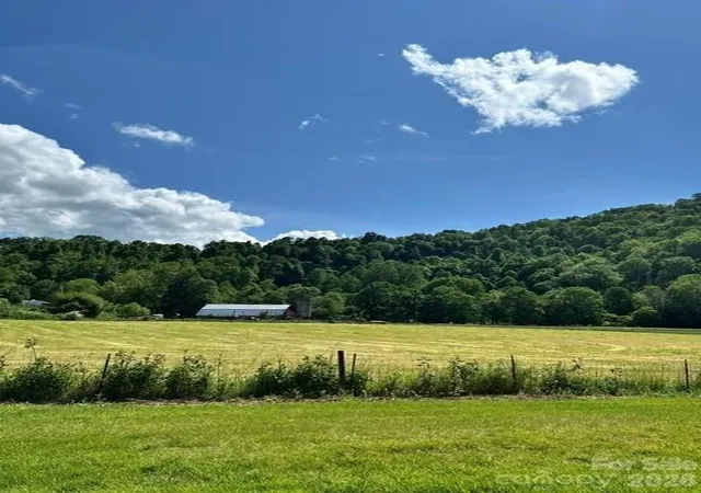 13th image of 31 Clear Creek Ln, Waynesville, NC 28785 | MLS# 4408729